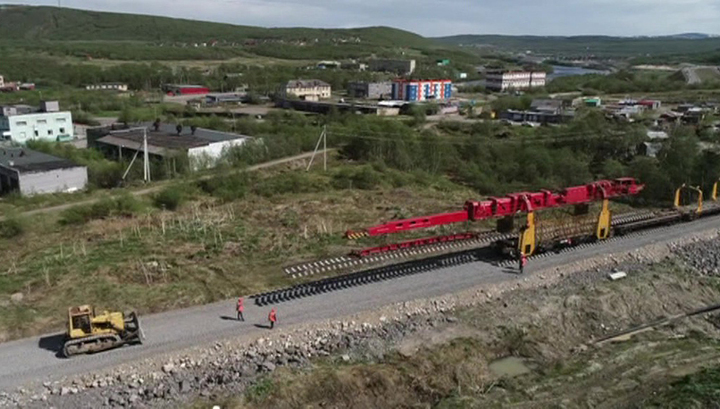 При строительстве ж/д пути в Мурманской области взрывают скальные породы