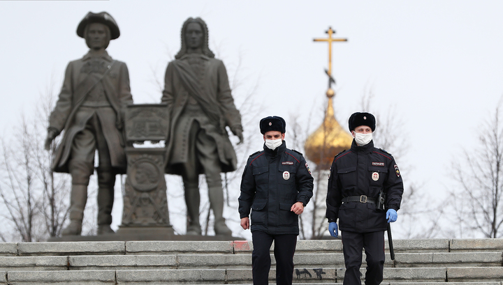 Приезжающих в Свердловскую область из Москвы и Петербурга отправят на карантин