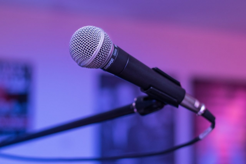 Направленные микрофоны: топ накамерных микрофонов узконапраленного действия