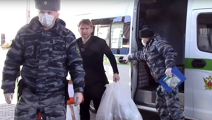 Совладелец "Зимней вишни", экстрадированный из Польши, посажен на карантин