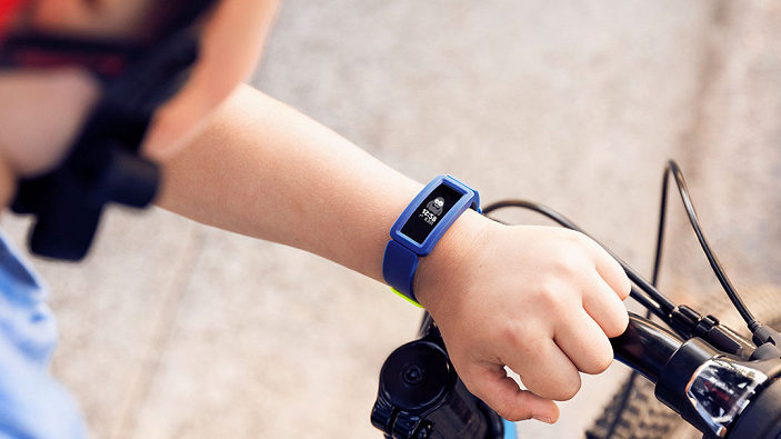 Анонс Fitbit Ace 2: новый фитнес-трекер для детей