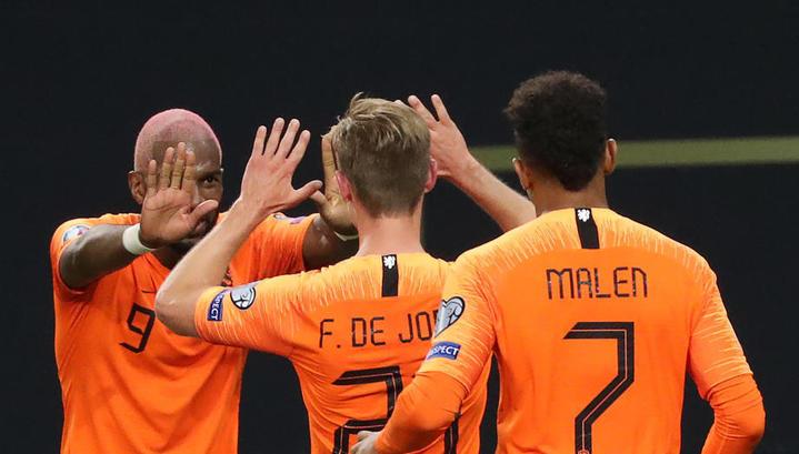 Голландия разгромила Эстонию, Германия переиграла Северную Ирландию в отборе на Евро-2020
