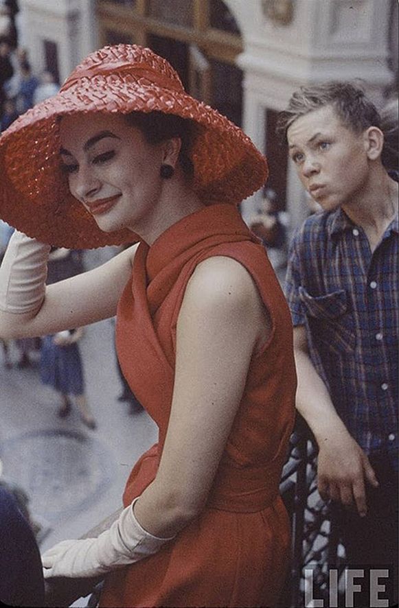 Визит моделей Дома Christian Dior в Москву эпохи