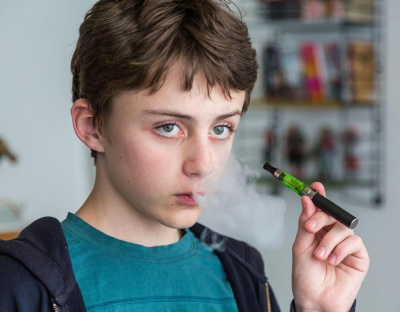В Москве запретили продажу вейпов и электронных сигарет несовершеннолетним