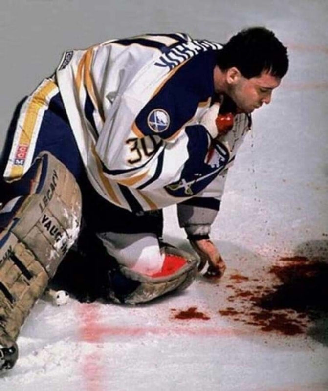 Самая ужасная травма в истории НХЛ
